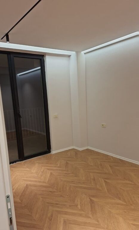 Qera | Apartament 2 + 1 | Rruga Mine Peza | 1000 €/muaj