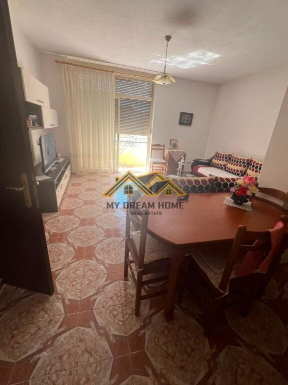 APARTMENT 1+1 FOR SALE IN THE CENTER OF DURRES NEAR THE COURT!