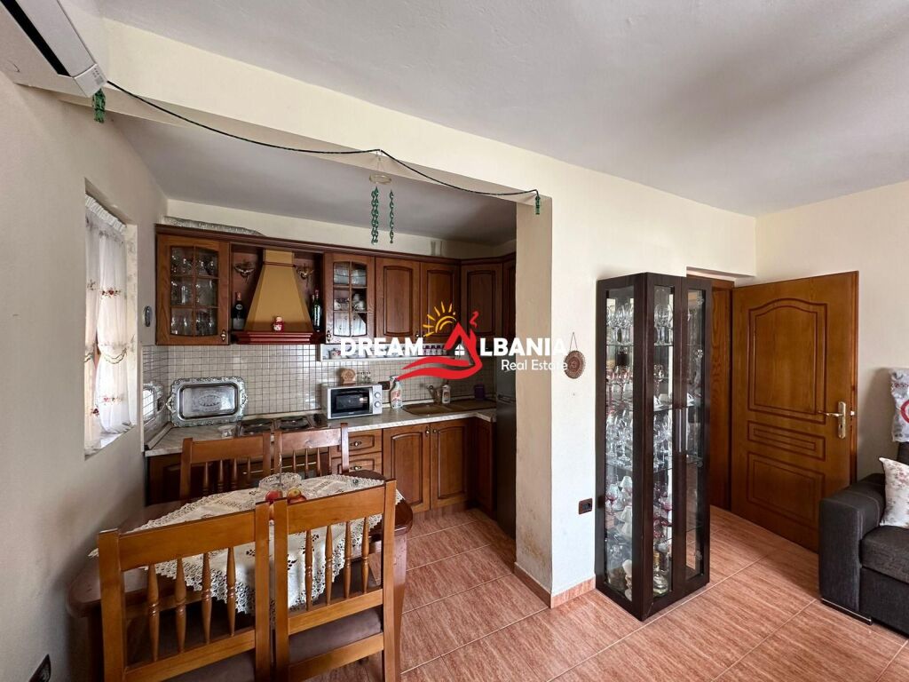 Appartamento con due camere da letto in affitto a New Bazaar (ID 4229267)