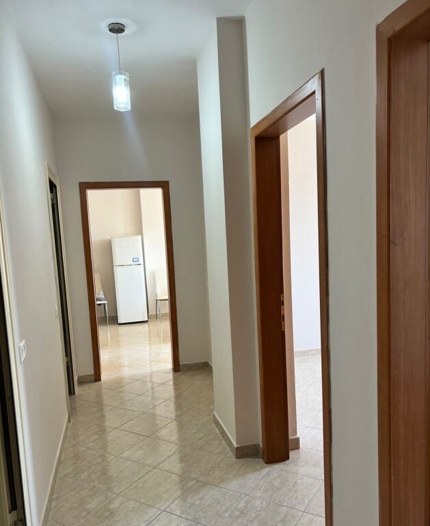Affitto | Apartament 2 + 1 | Ish Tregu Elektrik | 450 €/mese