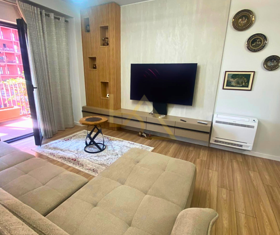 Apartment 3+1+2 for Rent – Garden Building, Kavaja Street, Tirana