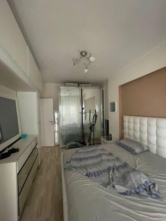 SHITET APARTAMENT 2+1+2+DEPO KOMUNA E PARISIT 320.000 EURO FH-83866