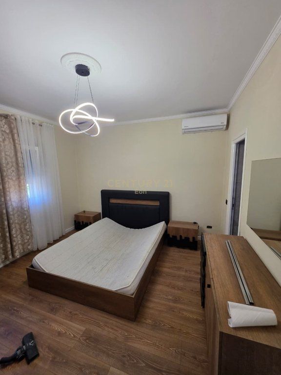 Shtëpi Me Qira në plazhin e Durrësit - 800€ neto | 189 m²