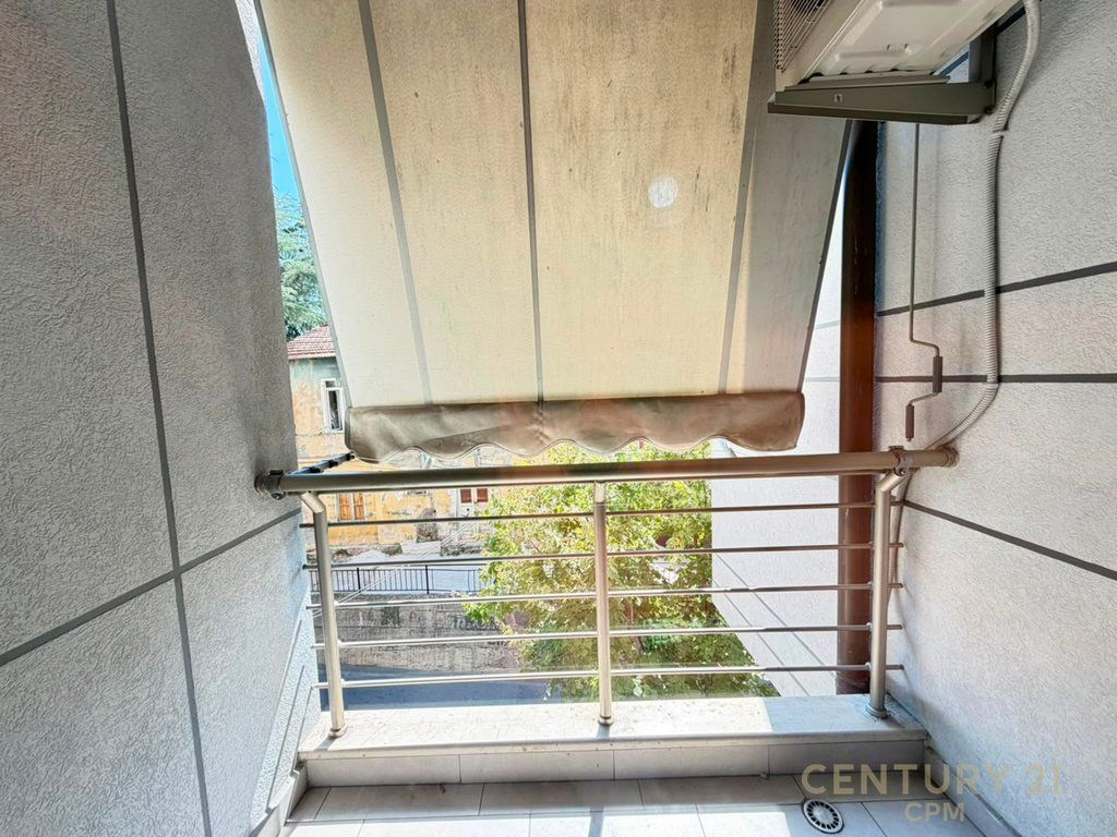 APARTAMENT 2+1+2 PER QIRA KOMPLEKSI "TOWER BRIDGE" RRUGA E DIBRES!