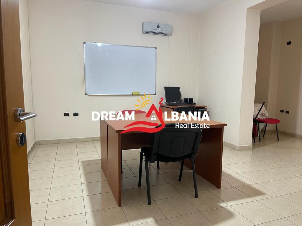 Ufficio in affitto a Don Bosko, vicino a Vizion +, Tirana ID 42611400