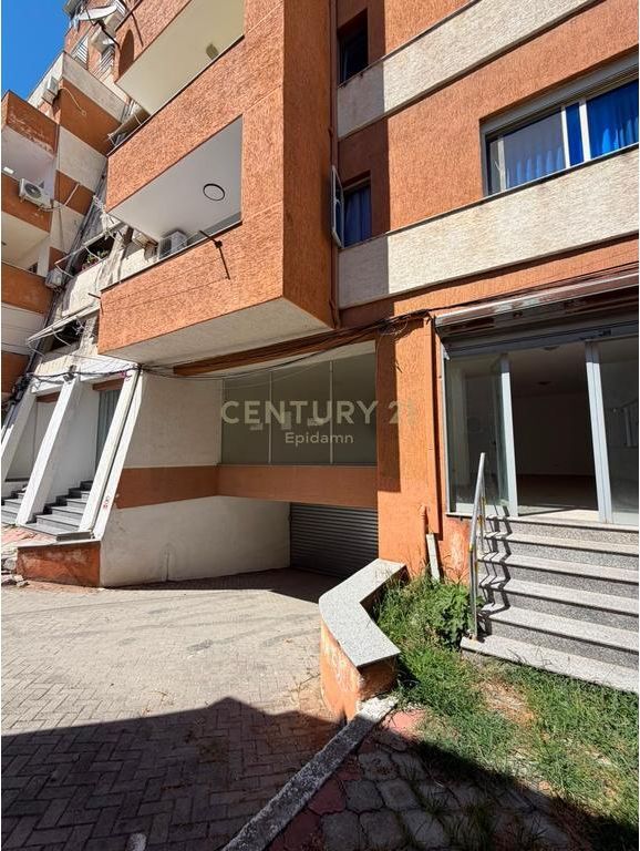 Ambient Komercial për Shitje – Plazh, Durrës ! 155,000 €
