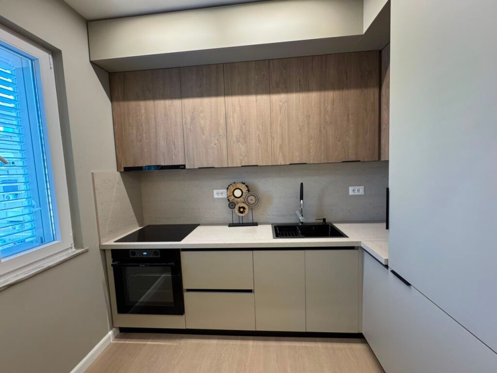 APARTAMENT MODERN 2+1 PER QIRA, RRUGA BARDHYL!