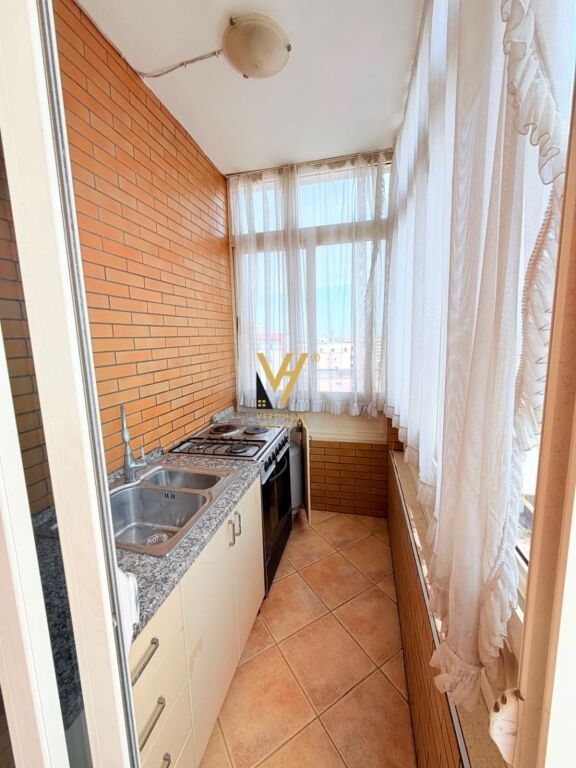 JEPET APARTAMENT 3+1+BLK ME QERA TEK ISH RAJONI, DURRRES 60.000 LEKE