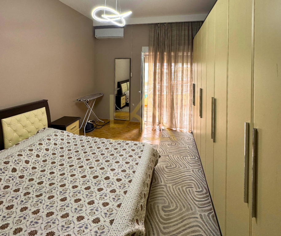 Apartament 1+1 për Shitje – Lungomare, Vlorë