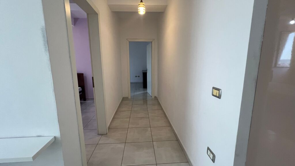 QERA APARTAMENT 2+1+2  AFER RESTORANT FRESKUT