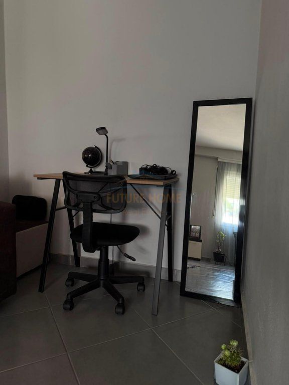 Qera, Apartament 1+1, Kopshti Botanik