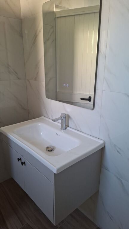Qera | Apartament 1 + 1 | QTU (Qendra Tregtare Univers) | 300 €/muaj