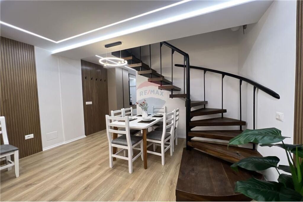Luxury Duplex 2+1+2 For Rent In Center!