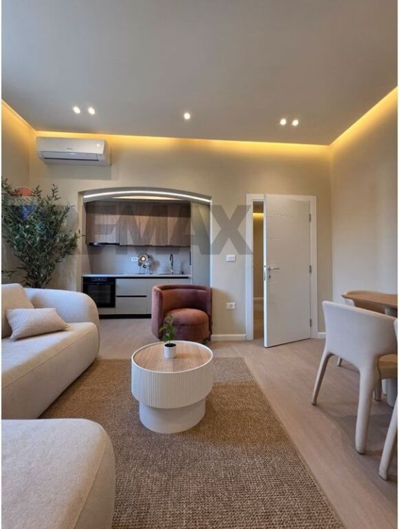 Apartment - For Rent - Brryli, Tirana