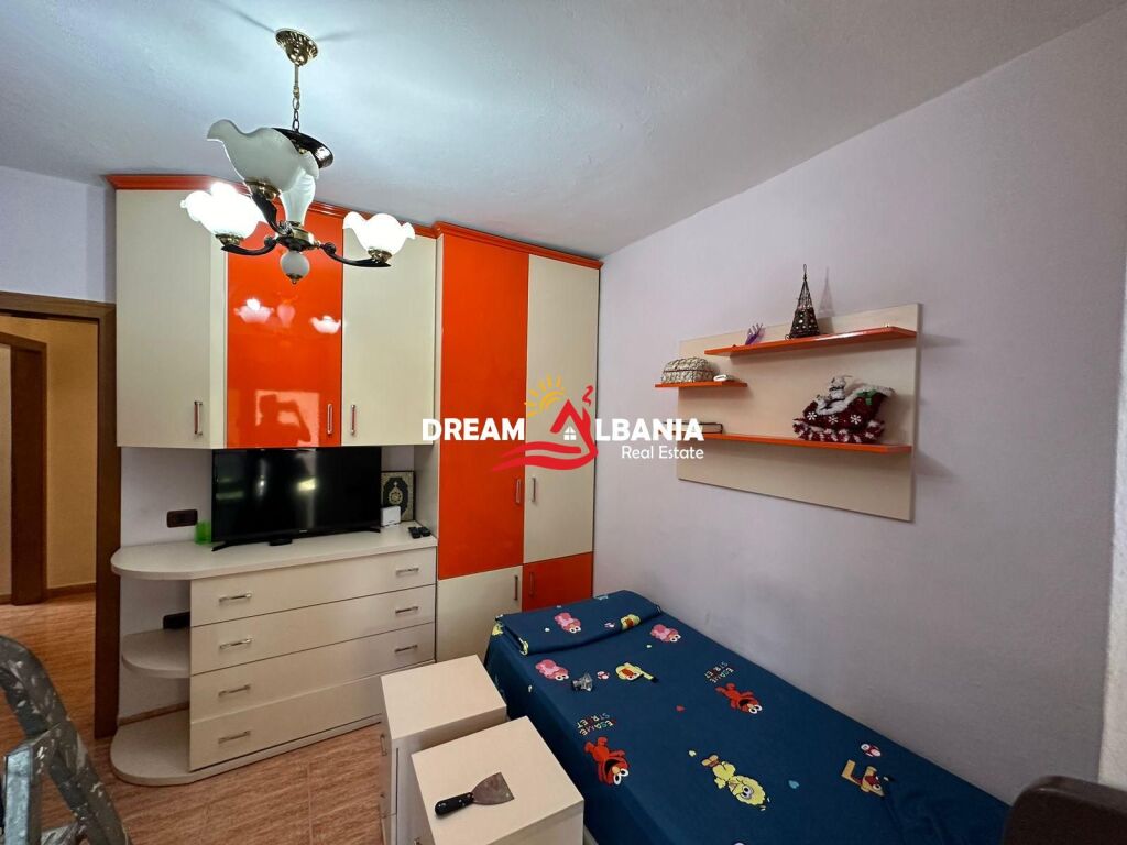 Appartamento con due camere da letto in affitto a New Bazaar (ID 4229267)