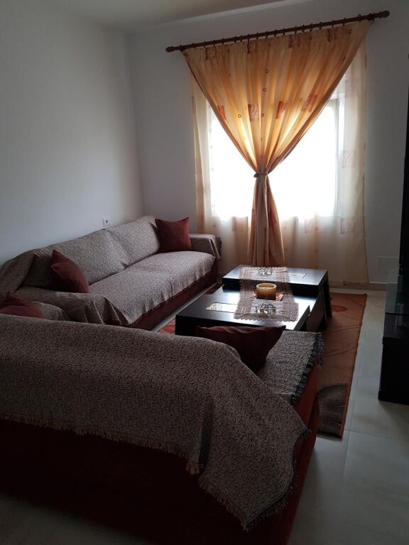 Affittasi appartamento 1+1 a Yzberisht