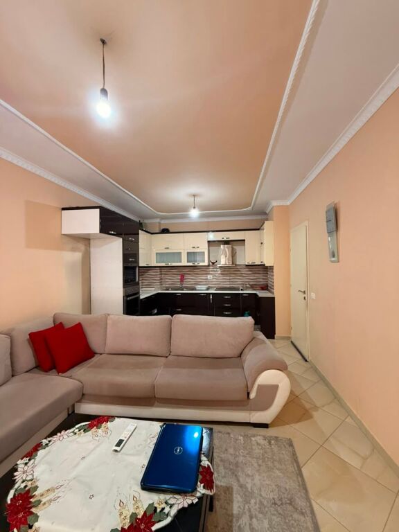 Casa in affitto 1+1 arredata Astir