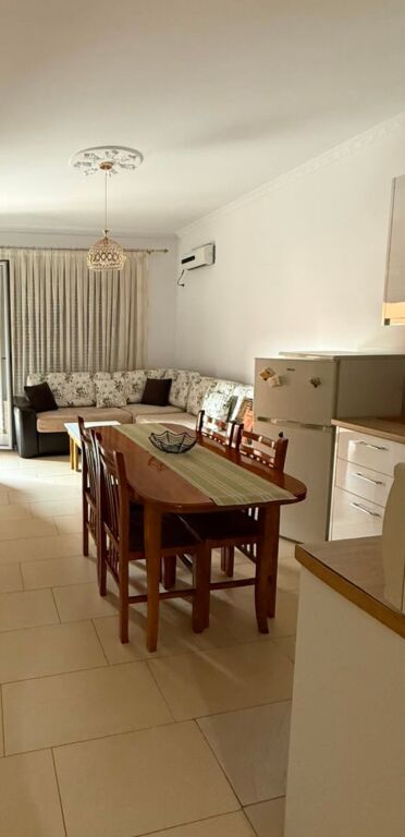 Apartament me qera 2+1 Astir