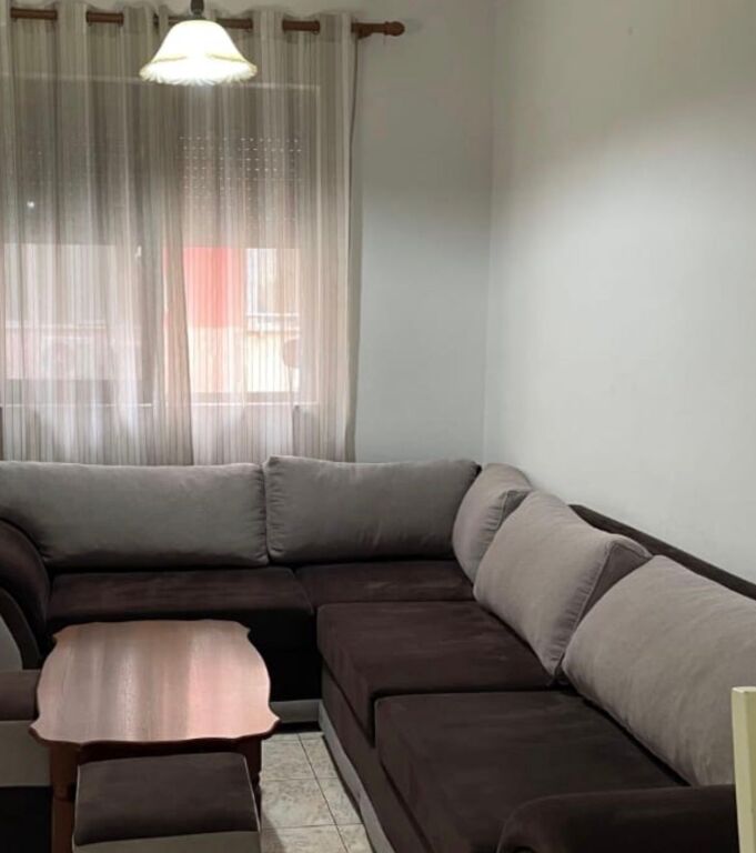 Appartamento in affitto 1+1 Via Him Kolli