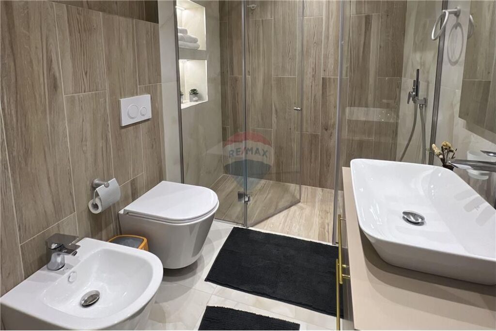 Luxury Duplex 2+1+2 For Rent In Center!