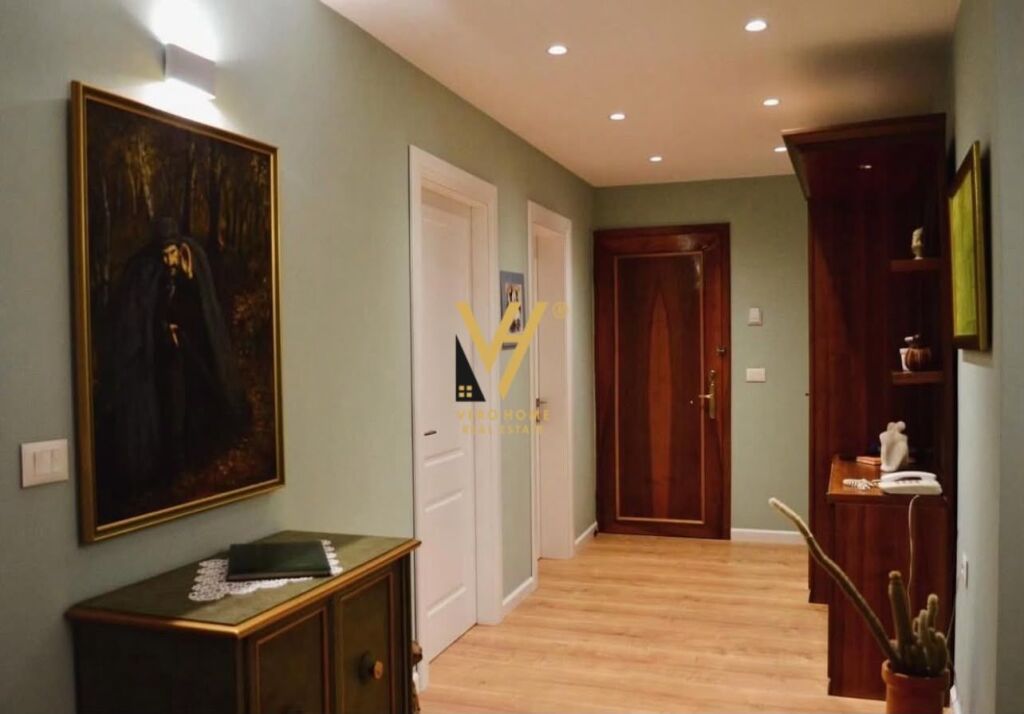 APARTMENT 2+1+BLK FOR RENT ON NAIM FRASHERI STREET 80,000 LEKE