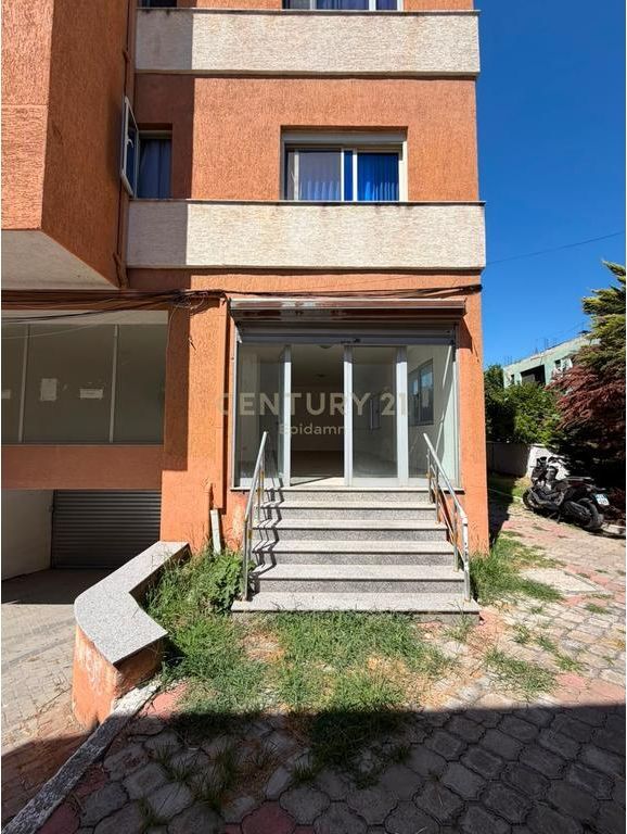 Ambient Komercial për Shitje – Plazh, Durrës ! 155,000 €