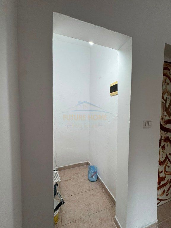 Rent, Apartment 2+1, Myslym Shyri Street, Tirana.