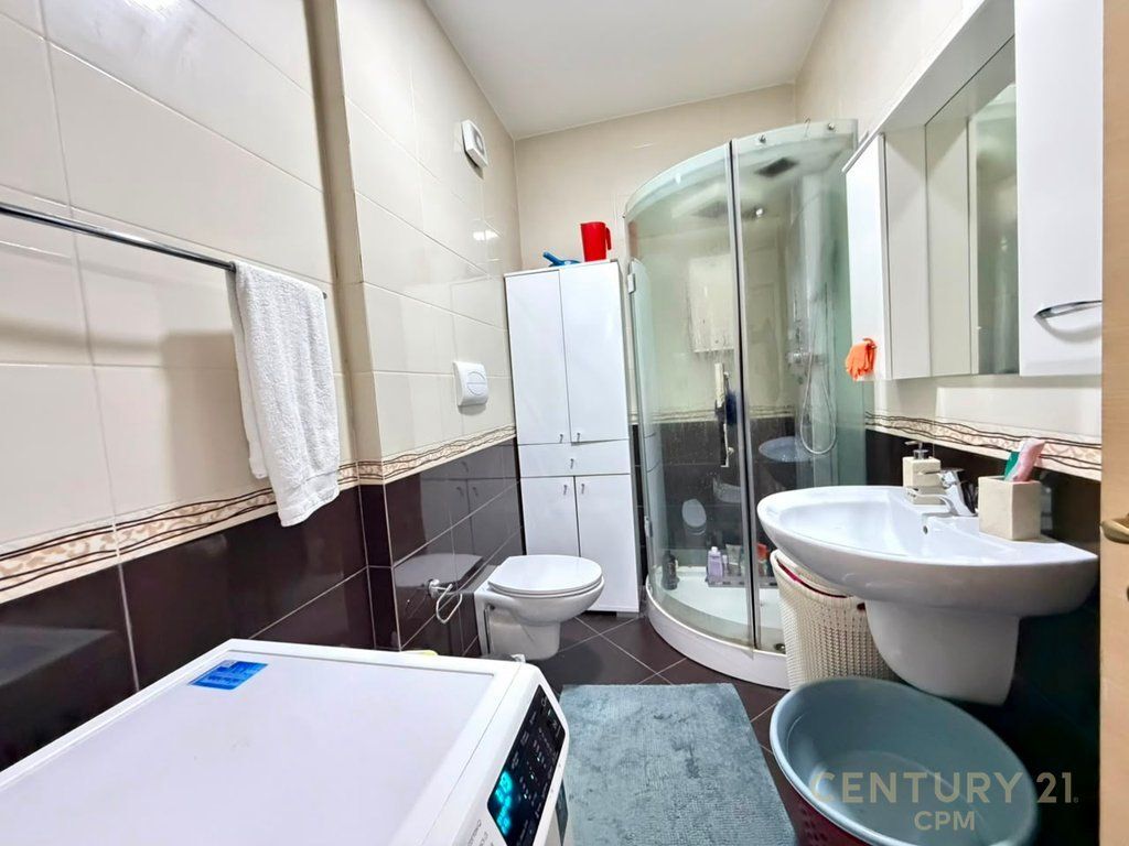 APARTAMENT 2+1+2 PER QIRA KOMPLEKSI "TOWER BRIDGE" RRUGA E DIBRES!