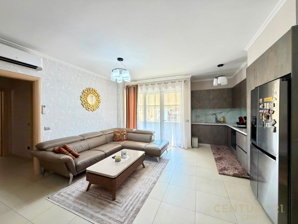 APARTAMENT 2+1+2 PER QIRA KOMPLEKSI "TOWER BRIDGE" RRUGA E DIBRES!