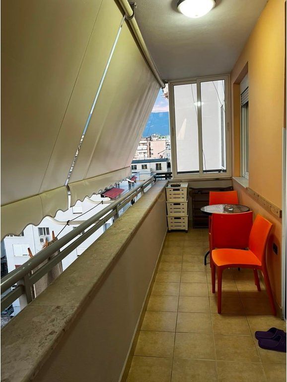 Affitto , Appartamento 2+1 , Piazza Willson , Tirana