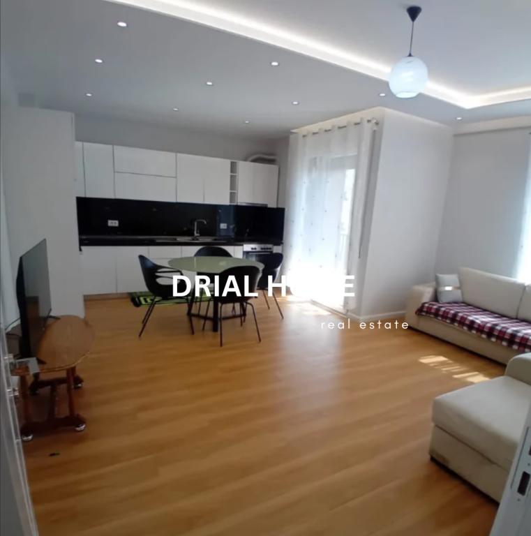 APARTAMENT ME QERA 2+1