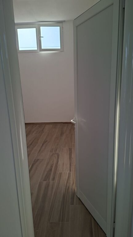 Qera | Apartament 1 + 1 | QTU (Qendra Tregtare Univers) | 300 €/muaj