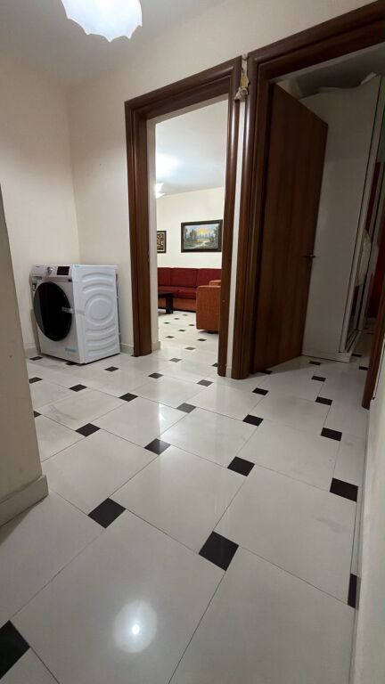 Apartament 2+1 me qera tek Spitali Gjerman ne Rrugen E Kavajes