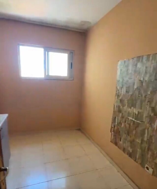 Apartament 2+1 per shitje pas Fakultetit te Shkencave!
