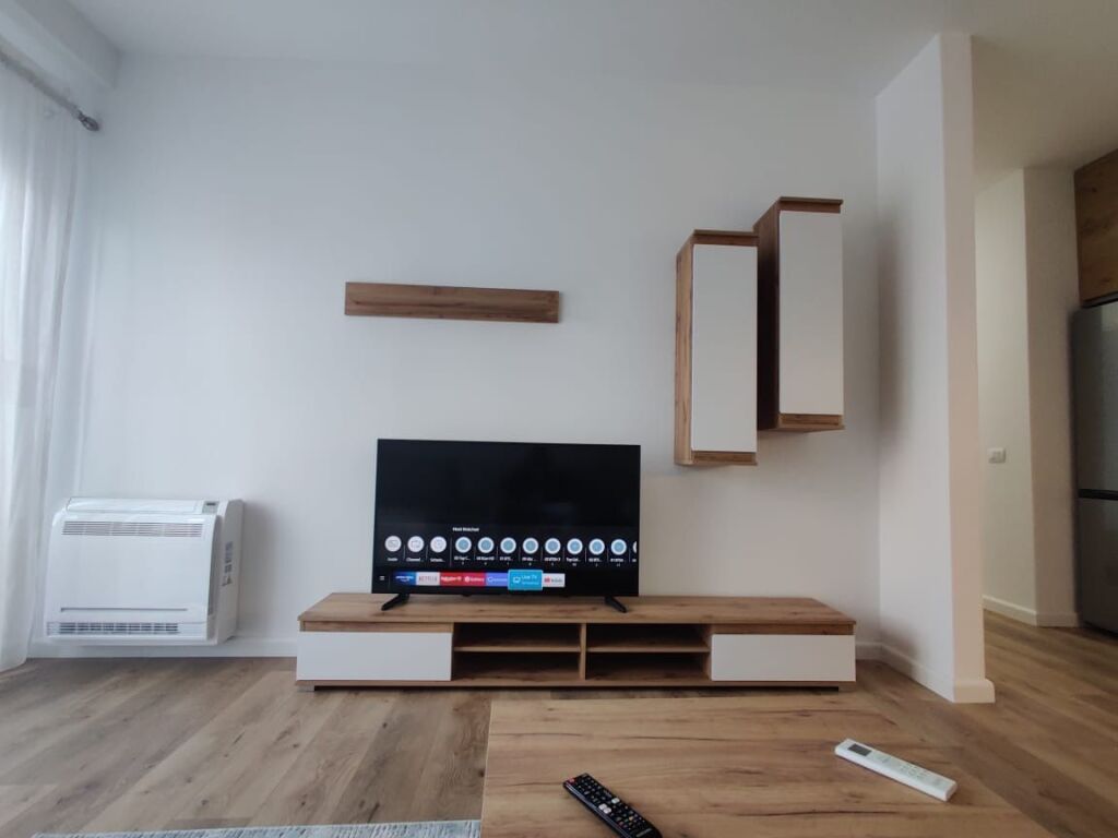 Hipoteka, Apartament 2+1+2 per Qira !