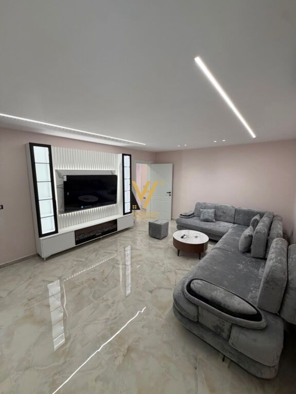APARTMENT 2+1+2 FOR RENT ON ELBASAN STREET 1,000 EURO