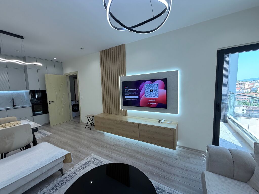📣Qera Apartament 1+1📍 Rezidenca Erli 🛣️Rruga Xhanfize Keko ✨  🏢Ndertimi i ri me ashensor  Kati 6,pallat me ashensor  🛋️ I arreduar ne menyre moderne dhe bashkekohore 📐Siperfaqe : 75 m2  💶 Cmimi 70000 leke