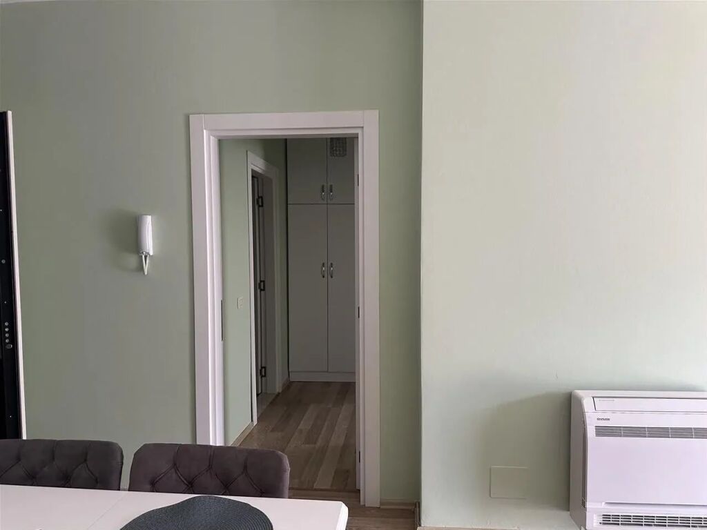 Qera, Apartament 1+1 Qender , Tirane