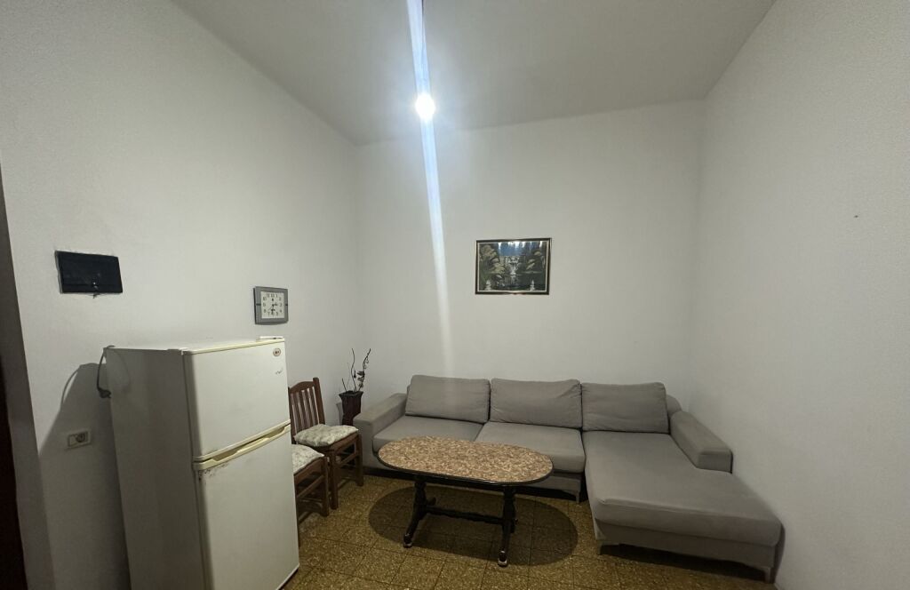 Qera | Garsoniere | Laprakë | 250 €/muaj