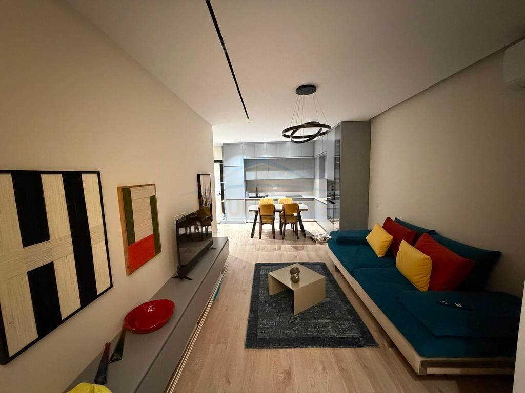 Affitto, Appartamento 1+1 + Posto Auto, Residenza Golden Tower, Via "Mine Peza"