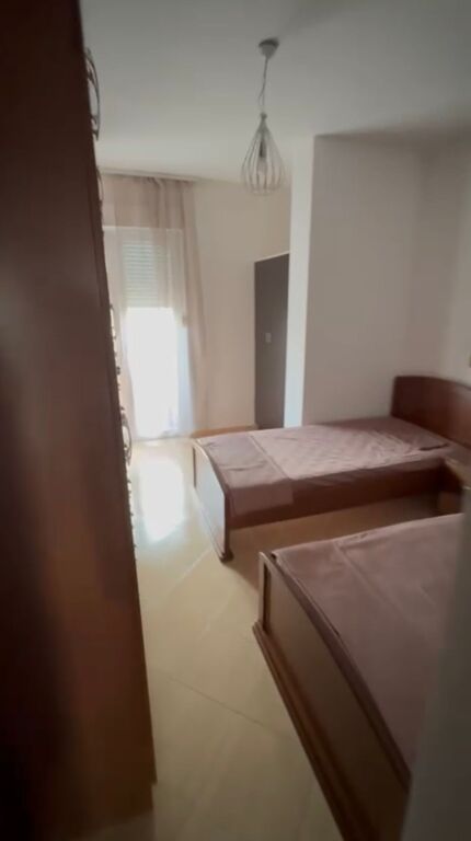 Apartament me qera 2+1+2 tek Ambasada Amerikane