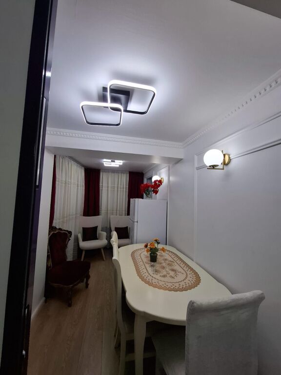 JEPET APARTAMENT ME QERA 2+1, YZBERISHT