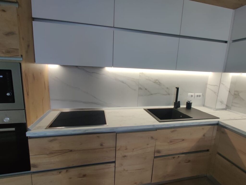 Hipoteka, Apartament 2+1+2 per Qira !