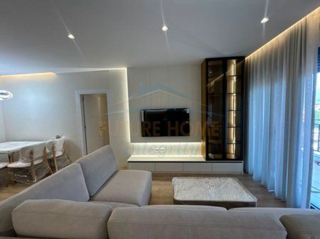 Qera, Apartament 2+1+2, Bulevardi i Ri, Tiranë.