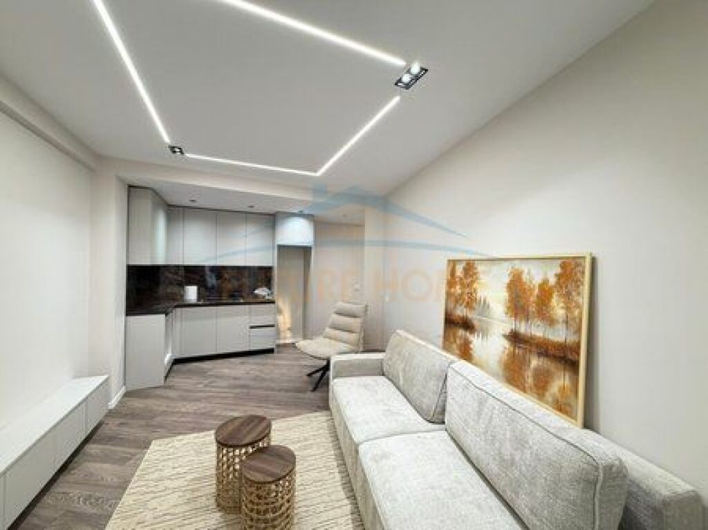 In vendita, Appartamento 1+1, Yzberisht