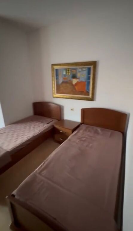 Apartament me qera 2+1+2 tek Ambasada Amerikane