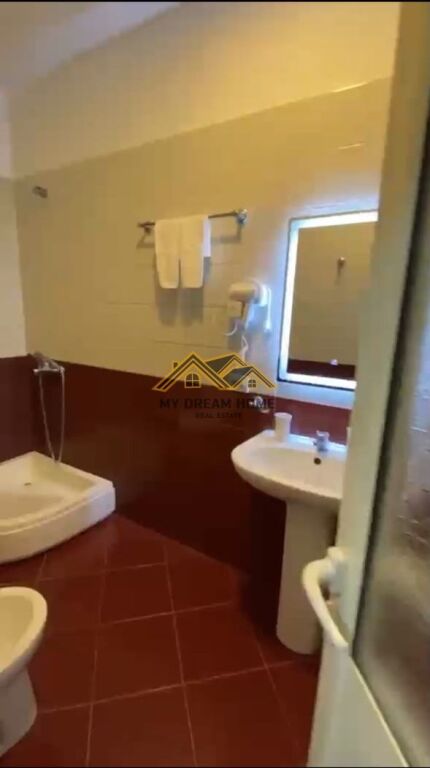 JEPET ME QIRA APARTAMENT 2+1 SHUME PRAN ME DETIN NE PLAZH URA DAJLANIT !