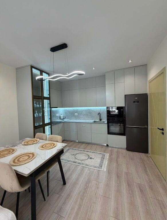 For rent 1+1 apartment at UET Porcelan, super furnished
