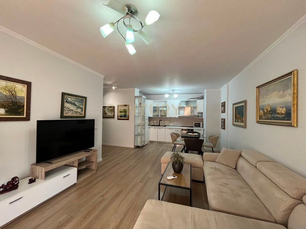 JEPET ME QIRA APARTAMENT 1+1 – RRUGA E SALËS, TIRANE!