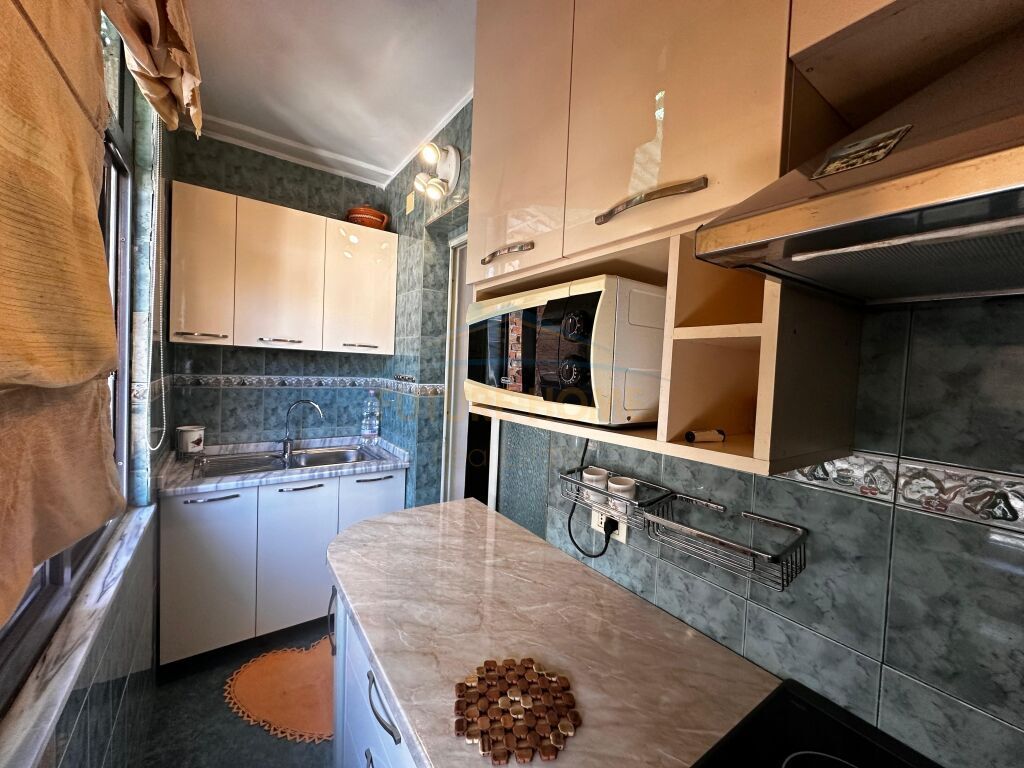 Affitto, Appartamento 2+1, Myslym Shyr, Tirane
